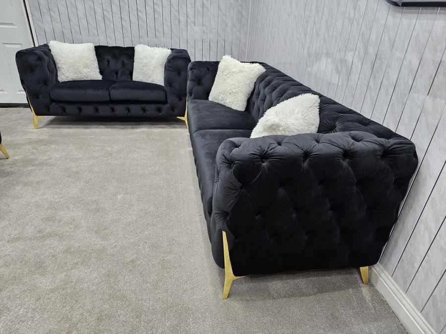 Chesterfield Luxury Sofa – Classic Tufted Design | U-Shape, 2C2, 3+2 Seater 1