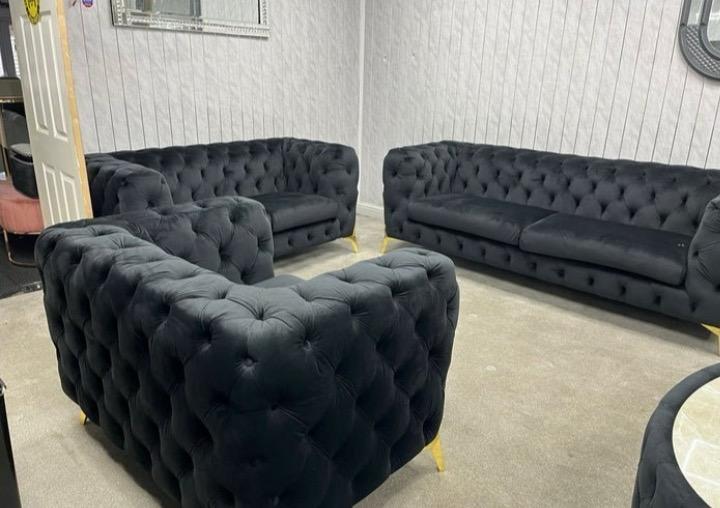 Chesterfield Luxury Sofa – Classic Tufted Design | U-Shape, 2C2, 3+2 Seater 15