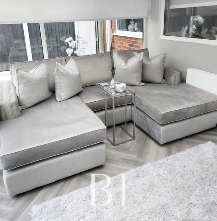 U-Shape Sofa – Spacious & Modern Sectional for Ultimate Comfort 5